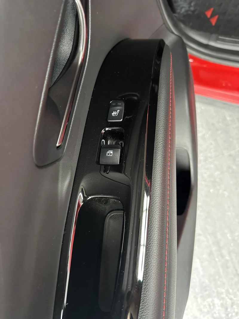 Hyundai Tucson 1.6 T-GDi N LINE Plug-in Hybrid 4x4, снимка 12 - Автомобили и джипове - 52212088