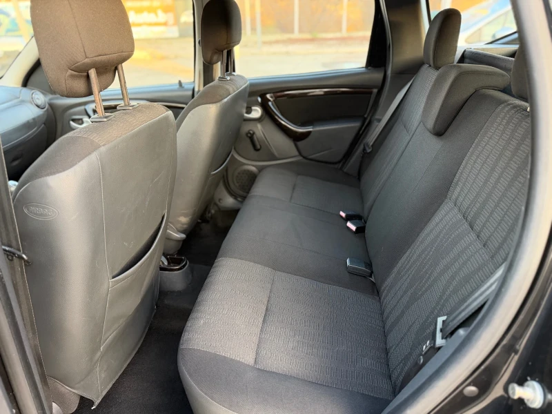 Dacia Duster 1.5dci= 110hp= 4x4= 158000, снимка 11 - Автомобили и джипове - 52814978