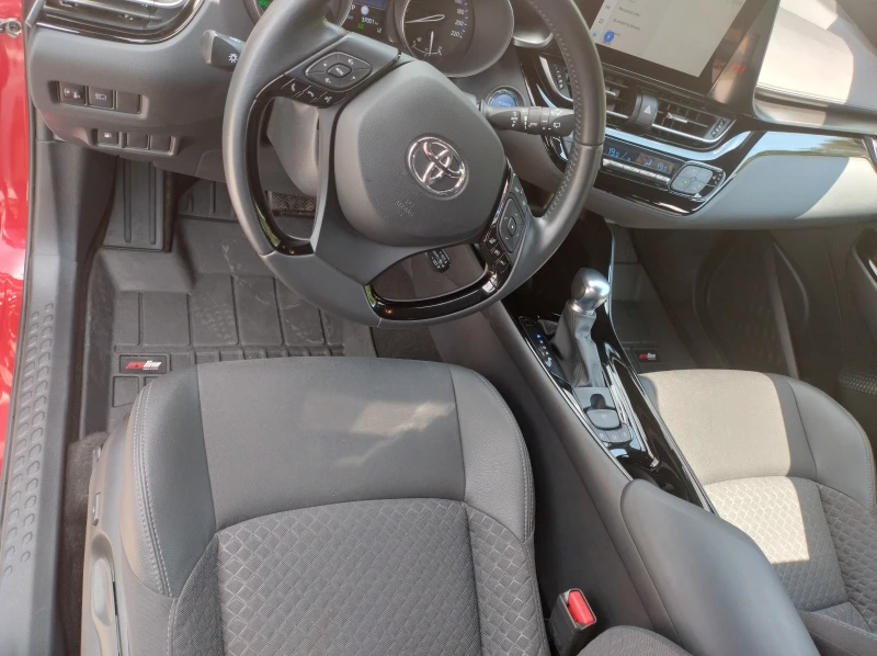 Toyota C-HR Club, снимка 7 - Автомобили и джипове - 53067006