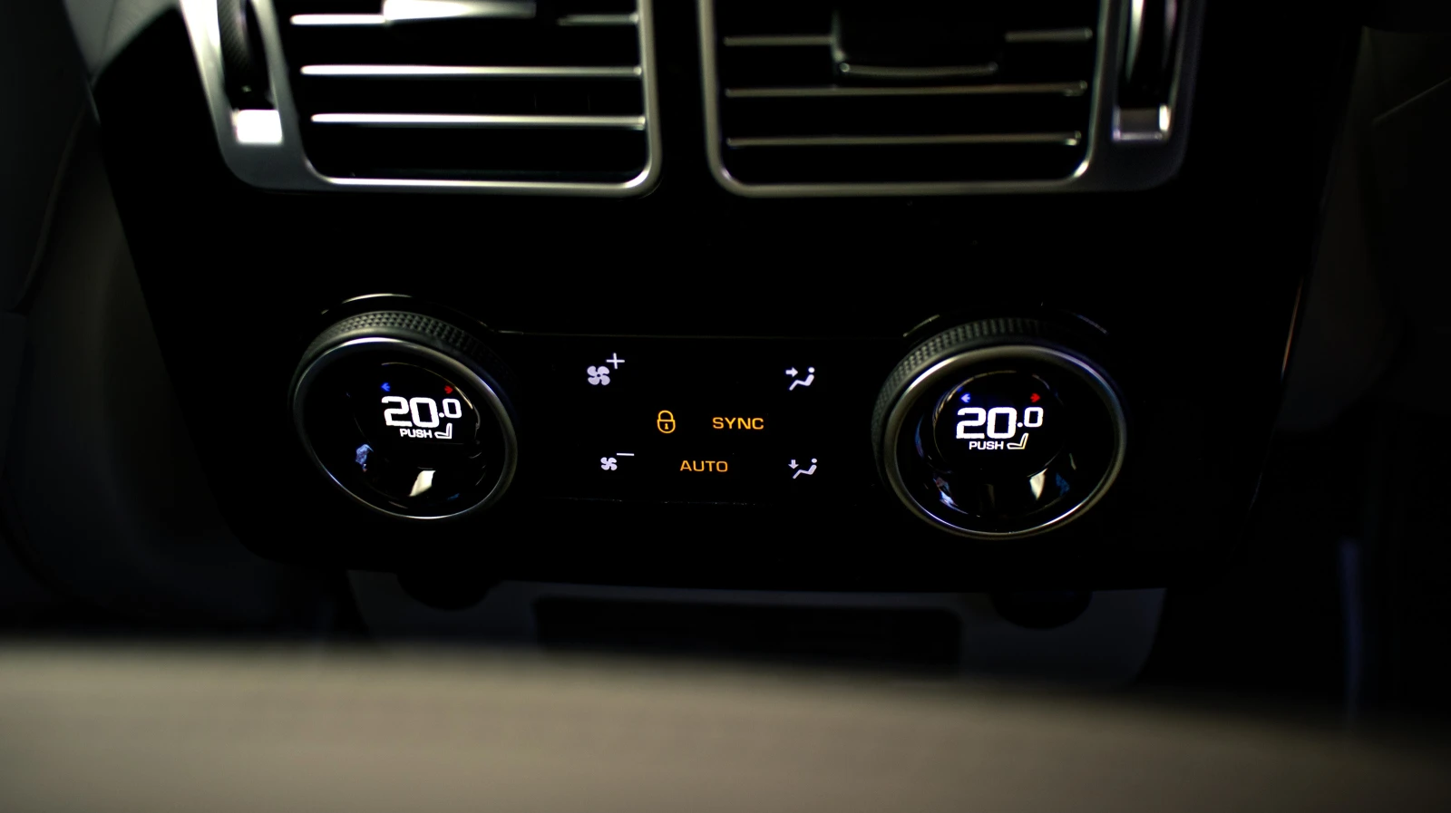 Land Rover Range rover 5.0 SC Autobiography ЛИЗИНГ - изображение 10