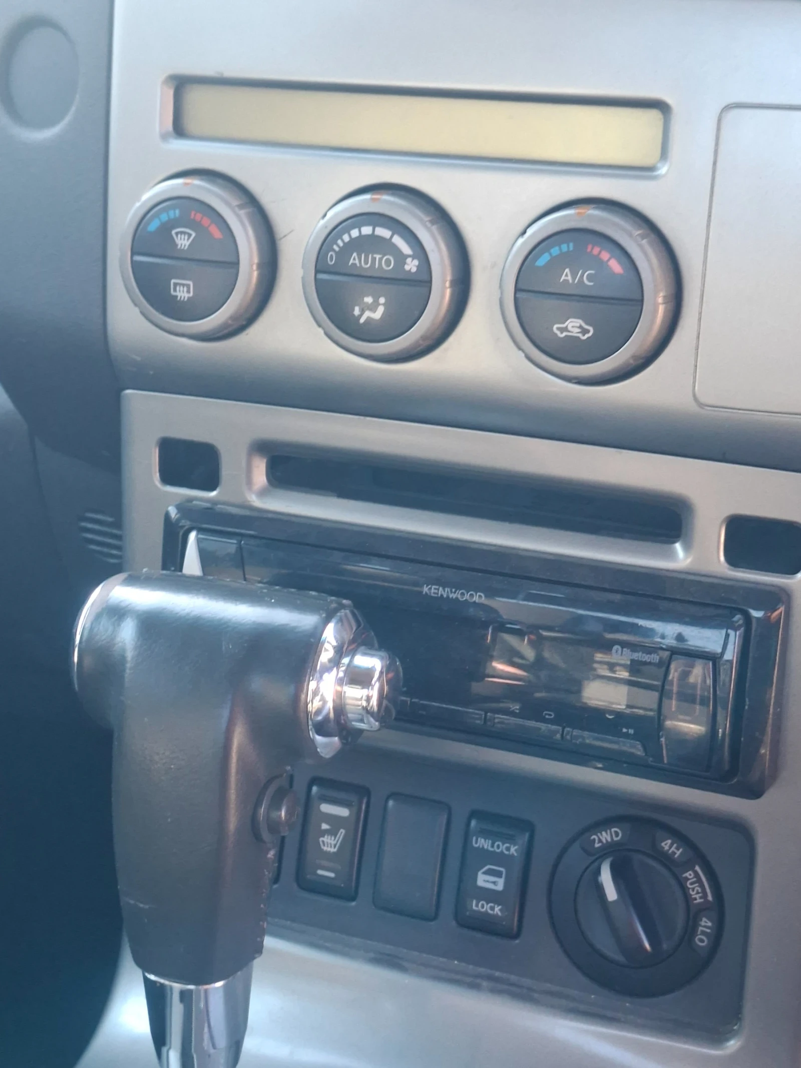 Nissan Navara  - изображение 6