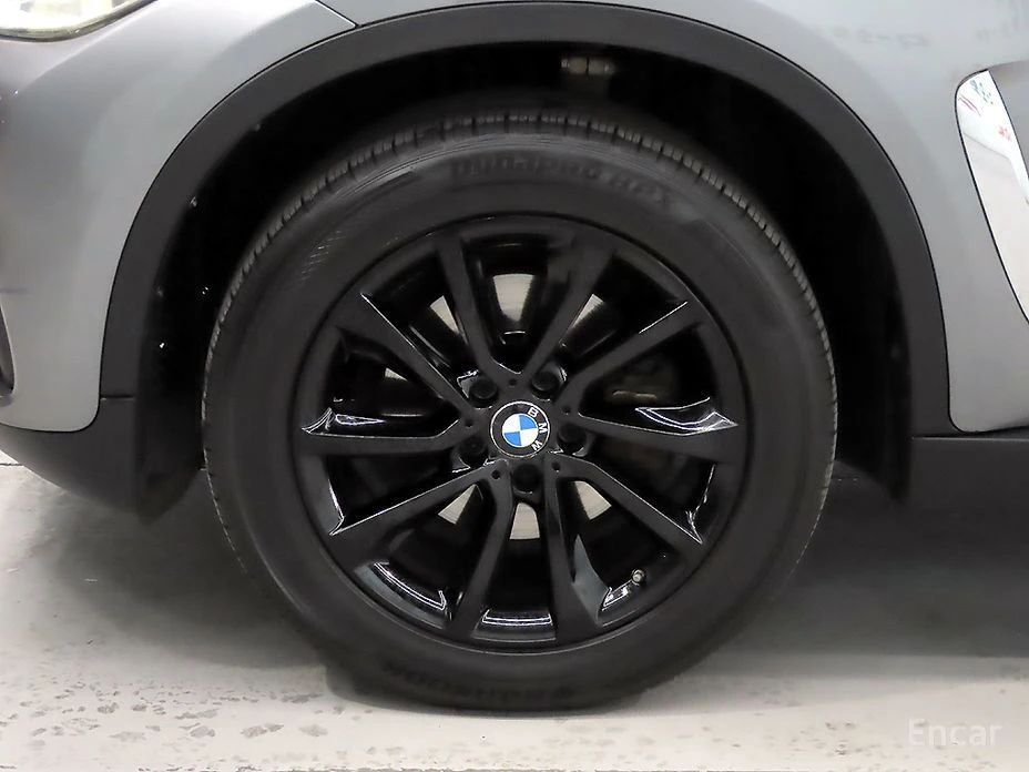 BMW X6, снимка 5 - Автомобили и джипове - 54336205