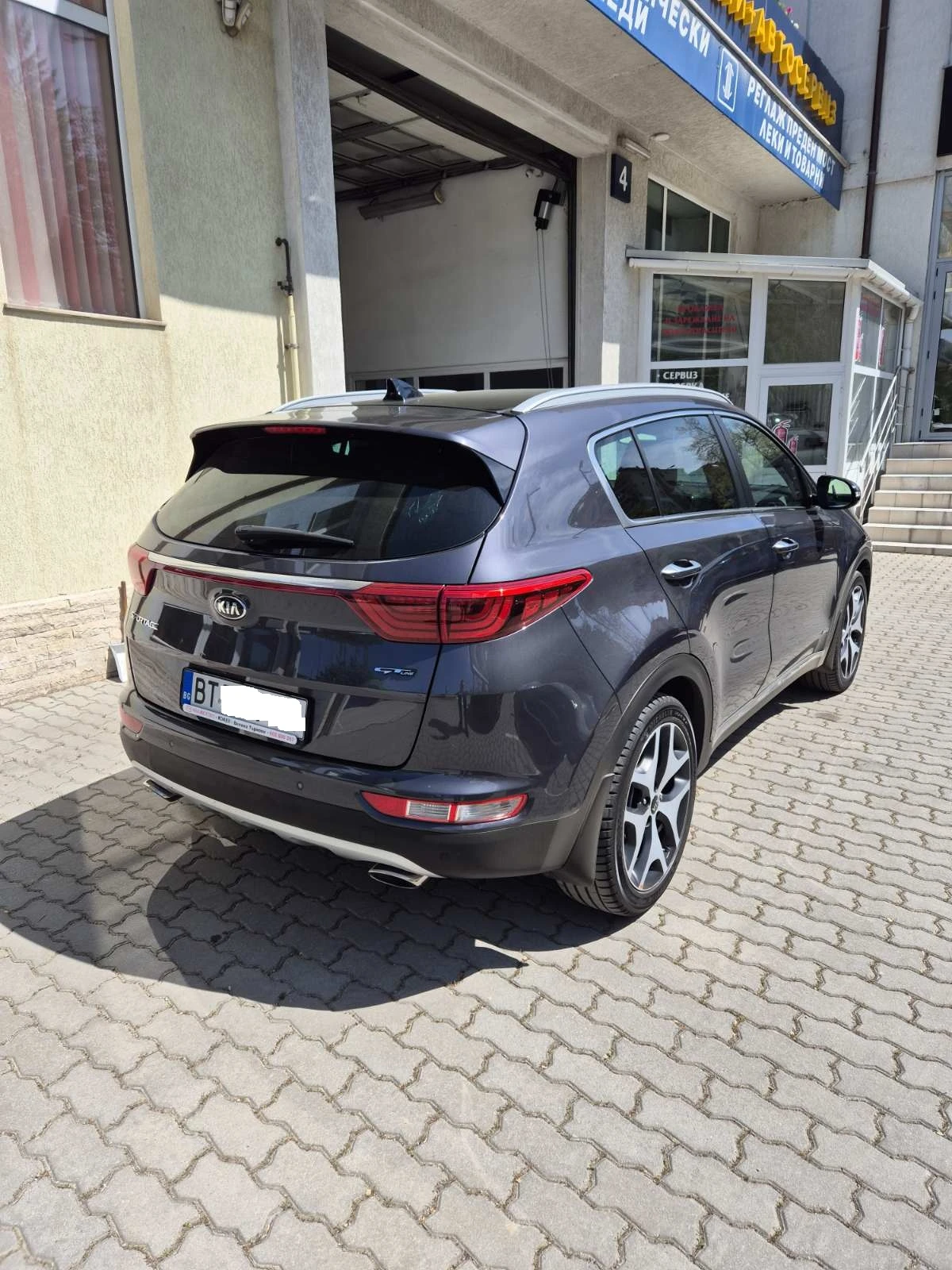 Kia Sportage, снимка 4 - Автомобили и джипове - 54354518