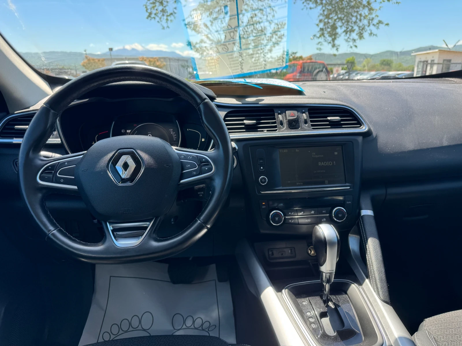 Renault Kadjar 1.6 DCI  131 кс евро 6  , снимка 13 - Автомобили и джипове - 54549027