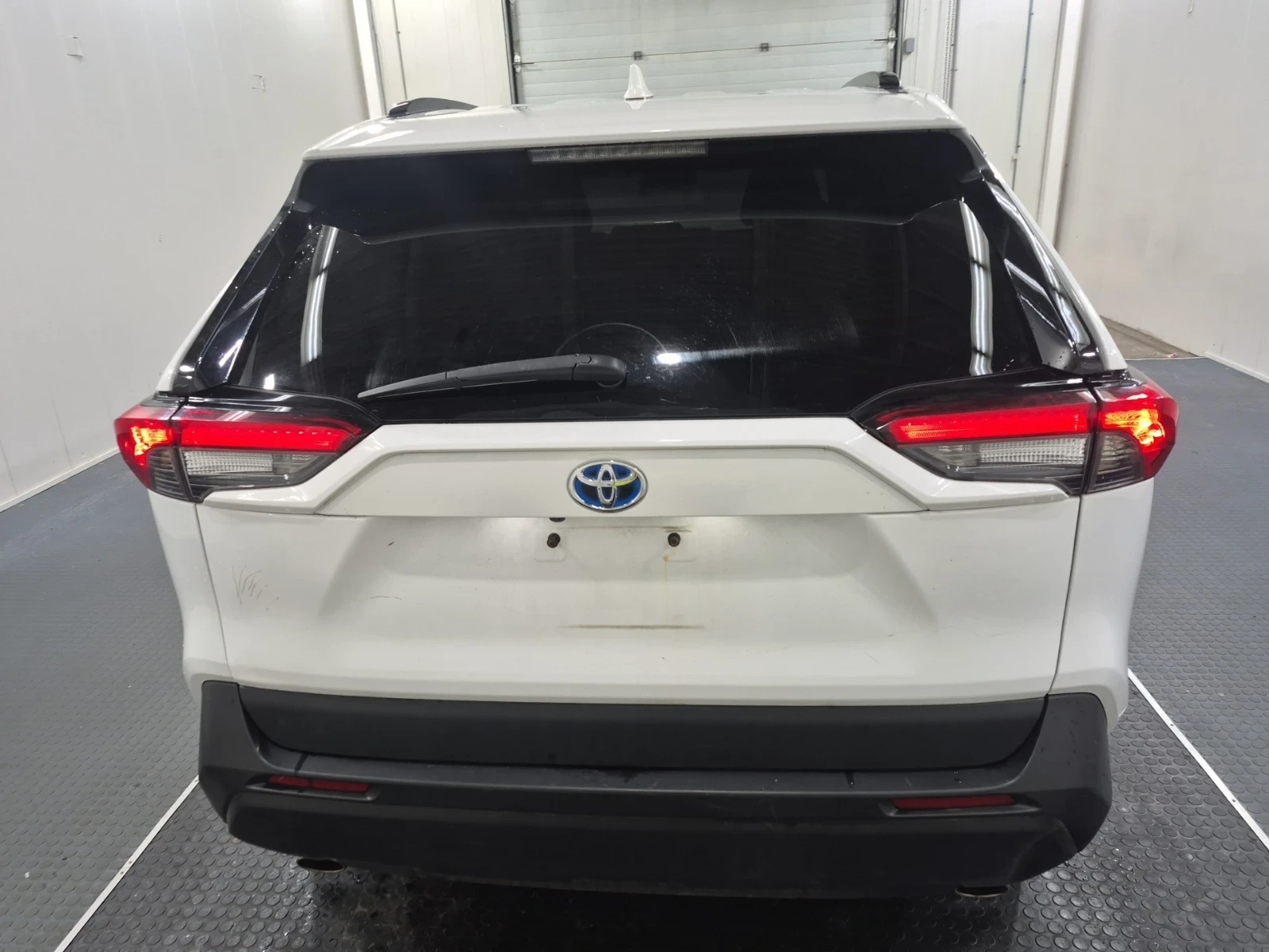 Toyota Rav4 HYBRID XLE * �������� * KEYLESS * BLIND SPOT *  | Mobile.bg � ����������� 5