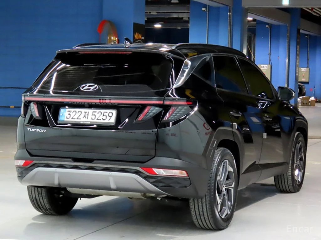 Hyundai Tucson 1.6* TURBO* INSPIRATION* ДИГИТАЛНО* ТАБЛО* ОБДУХВА, снимка 2 - Автомобили и джипове - 54702532