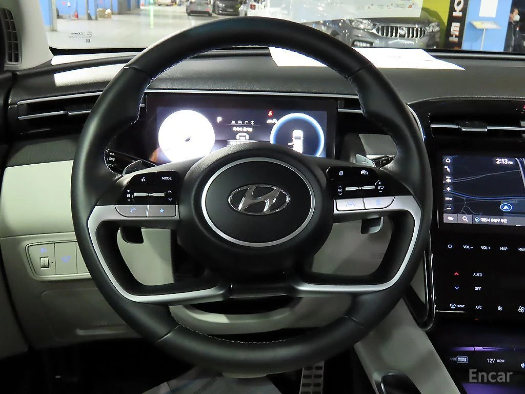 Hyundai Tucson 1.6* TURBO* INSPIRATION* ДИГИТАЛНО* ТАБЛО* ОБДУХВА, снимка 7 - Автомобили и джипове - 54702532