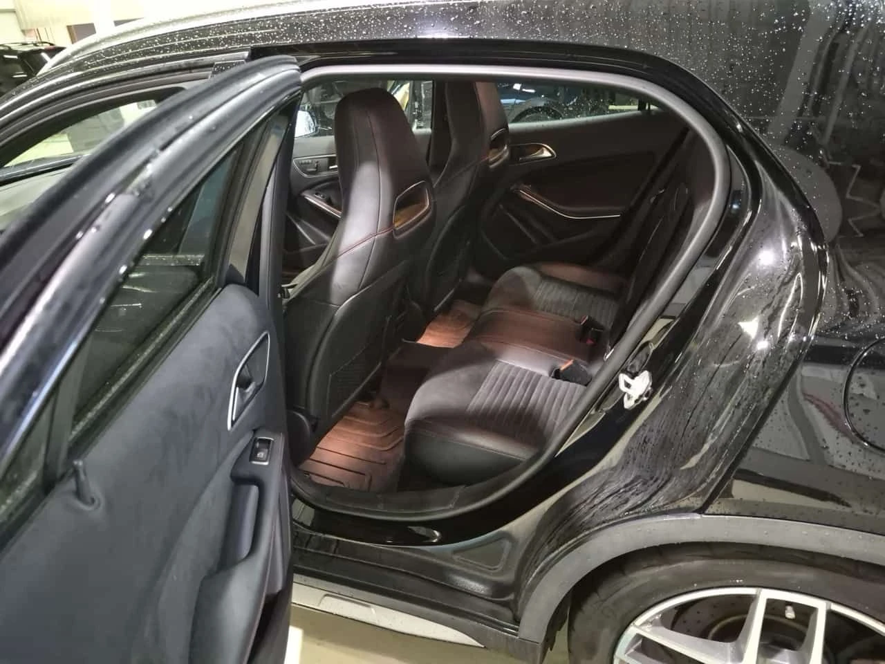 Mercedes-Benz GLA 45 AMG * ГЛАВНО ПРЕДСТАВИТЕЛСТВО* , снимка 12 - Автомобили и джипове - 54998078