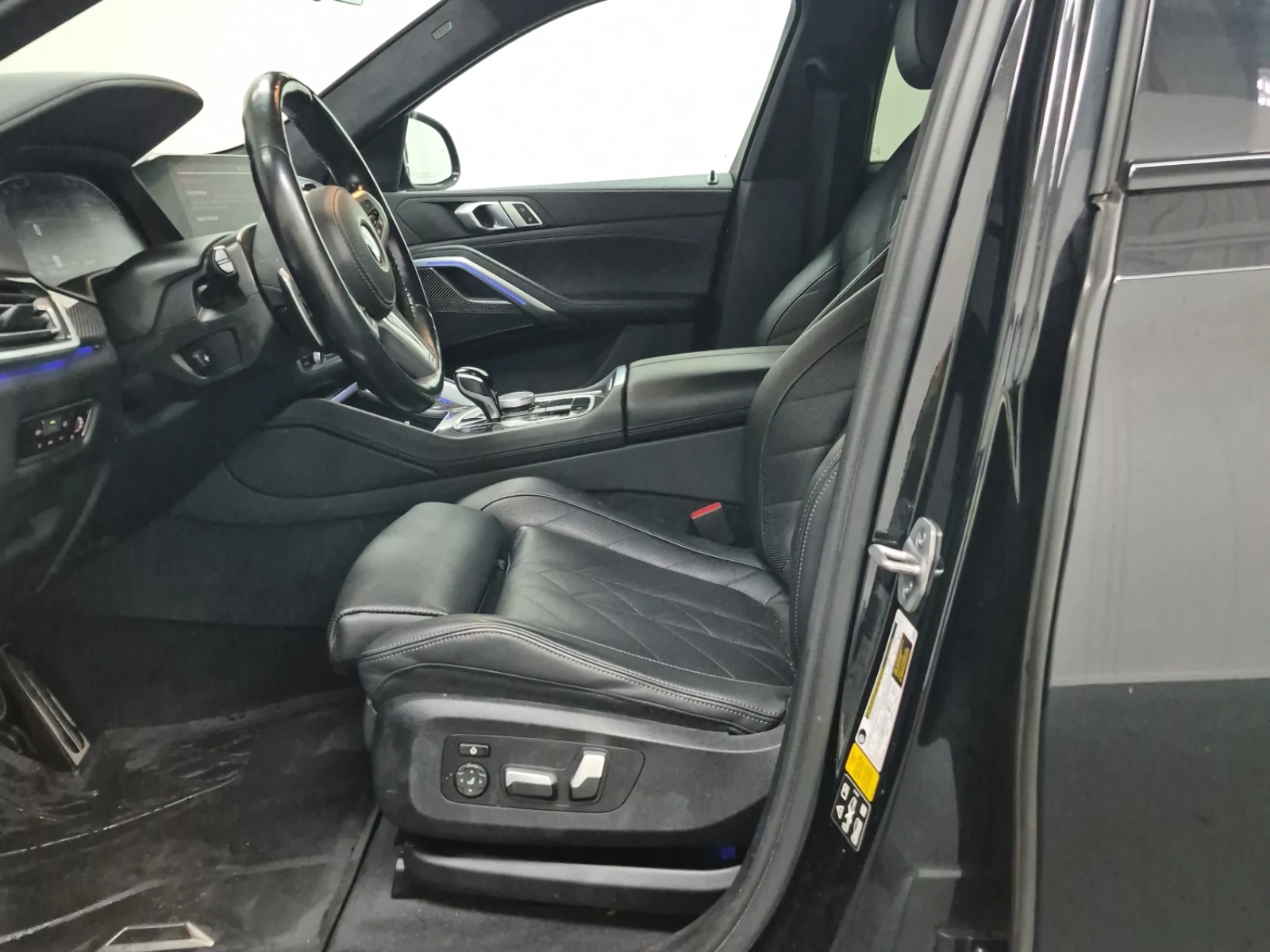 BMW X6 XDRIVE40I / АВТОКРЕДИТ / ПРОГНОЗНА ЦЕНА до БГ, снимка 8 - Автомобили и джипове - 55752816