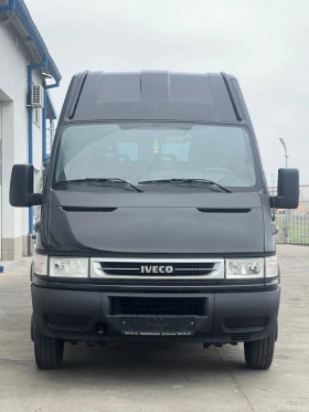 Iveco Daily 3.0HPT / Дв.гума / Б-категория / Климатик, снимка 2