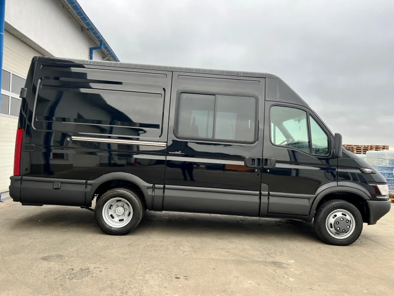 Iveco Daily 3.0HPT / Дв.гума / Б-категория / Климатик, снимка 8 - Бусове и автобуси - 53509276