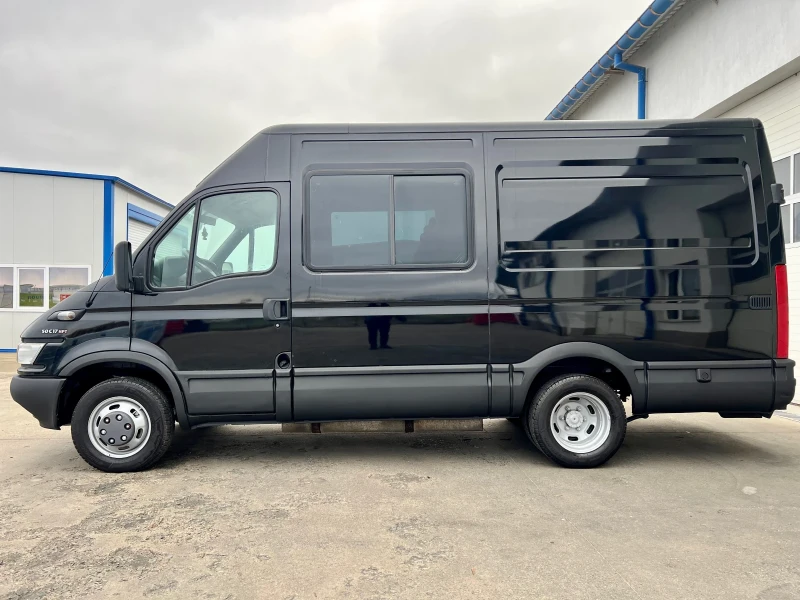 Iveco Daily 3.0HPT / Дв.гума / Б-категория / Климатик, снимка 4 - Бусове и автобуси - 53509276