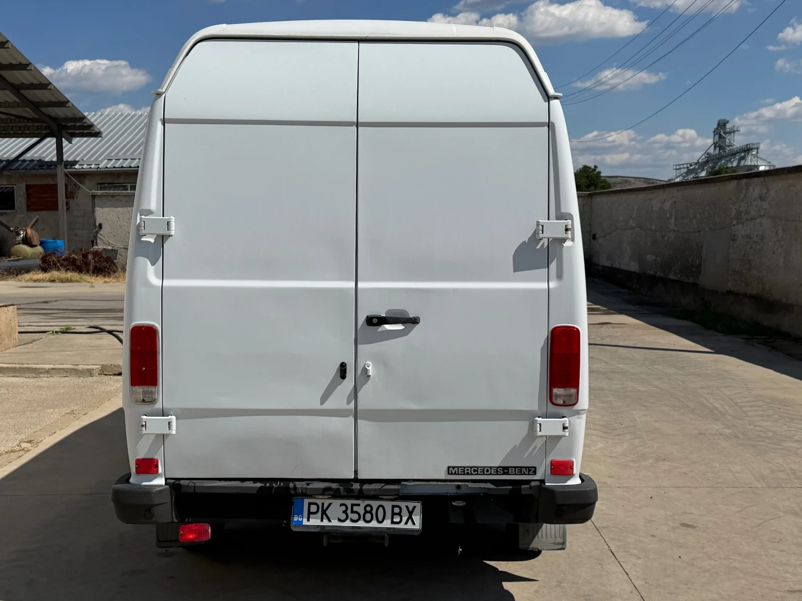 Mercedes-Benz 210 D, снимка 8 - Бусове и автобуси - 55835957