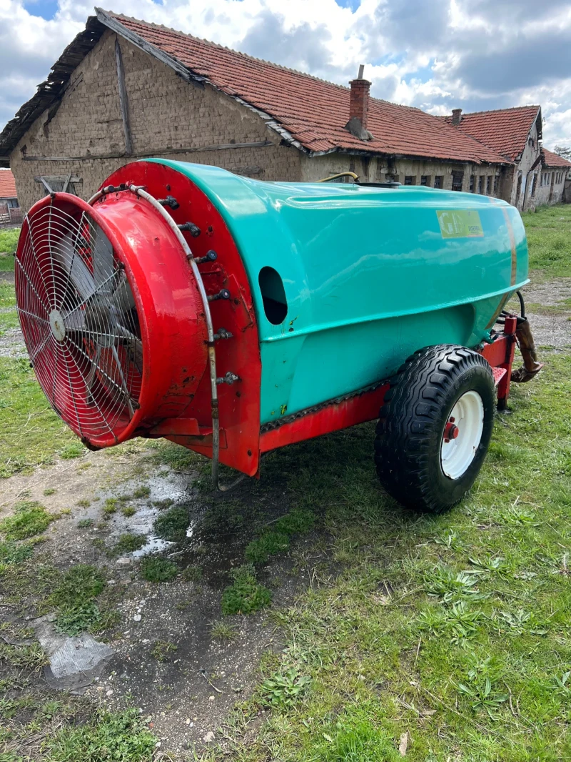 Пръскачка Друга марка, снимка 3 - Селскостопанска техника - 52447665