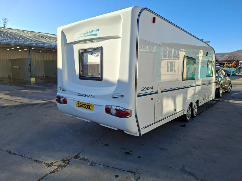 Каравана Coachmen Laser, снимка 3 - Каравани и кемпери - 52806253