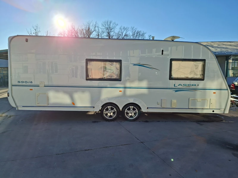 Каравана Coachmen Laser, снимка 2 - Каравани и кемпери - 52806253