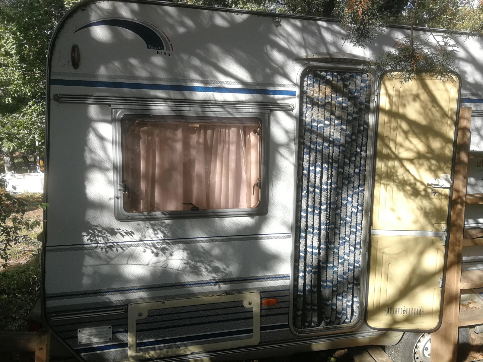 Каравана TEC Travel King ТЕ 490К, снимка 3 - Каравани и кемпери - 54754722