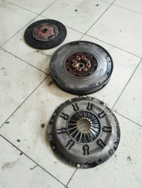 маховик комплект със съедитител Ауди А6 2.5тди