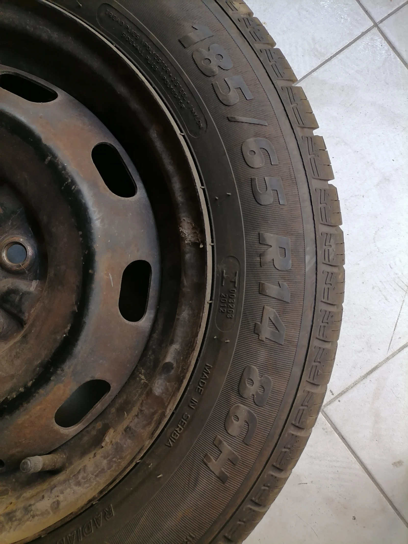 Гуми Летни 185/65R14, снимка 2 - Гуми и джанти - 54467120