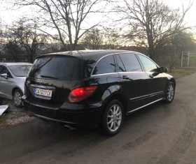     Mercedes-Benz R 500