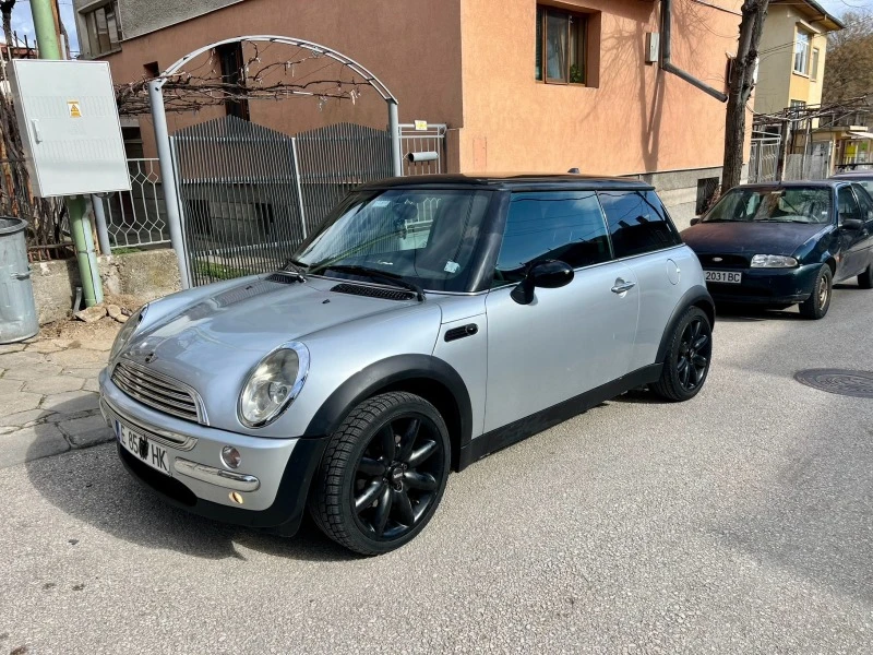 Mini One 1.6 , снимка 1 - Автомобили и джипове - 47434674