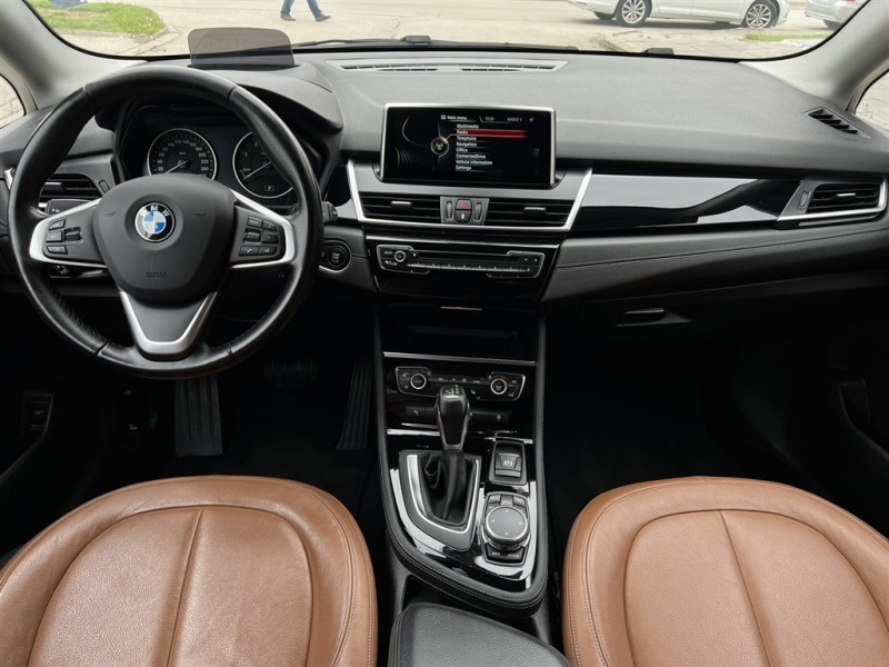BMW 218 d Active Tourer, снимка 6 - Автомобили и джипове - 46443667
