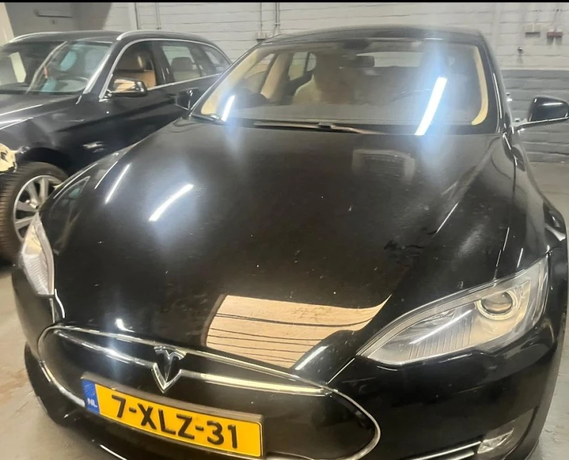 Tesla Model S S85 Free Supercharging, снимка 4 - Автомобили и джипове - 47401284