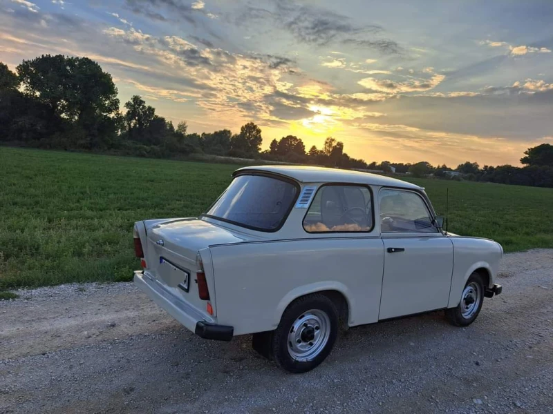 Trabant 601, снимка 4 - Автомобили и джипове - 48266271