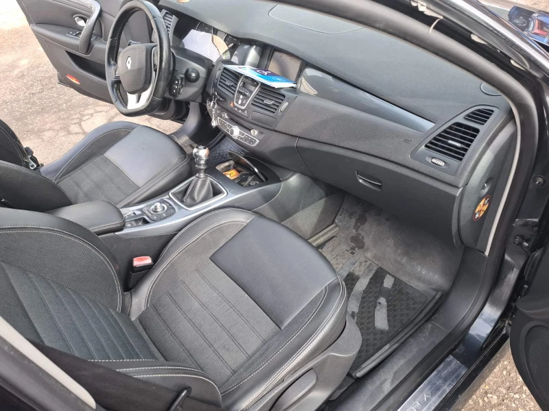 Renault Laguna 2.0 DCI, снимка 7 - Автомобили и джипове - 49480410