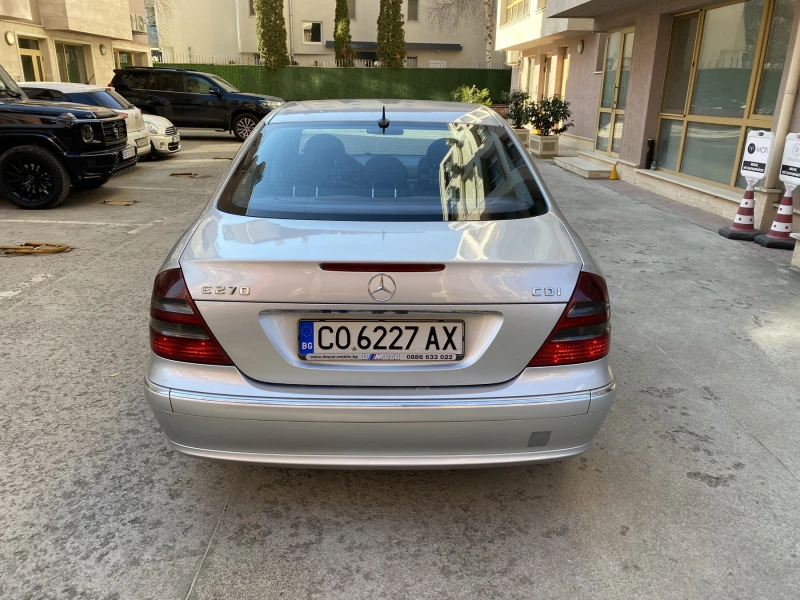 Mercedes-Benz E 270 CDI/W211, снимка 6 - Автомобили и джипове - 49206771