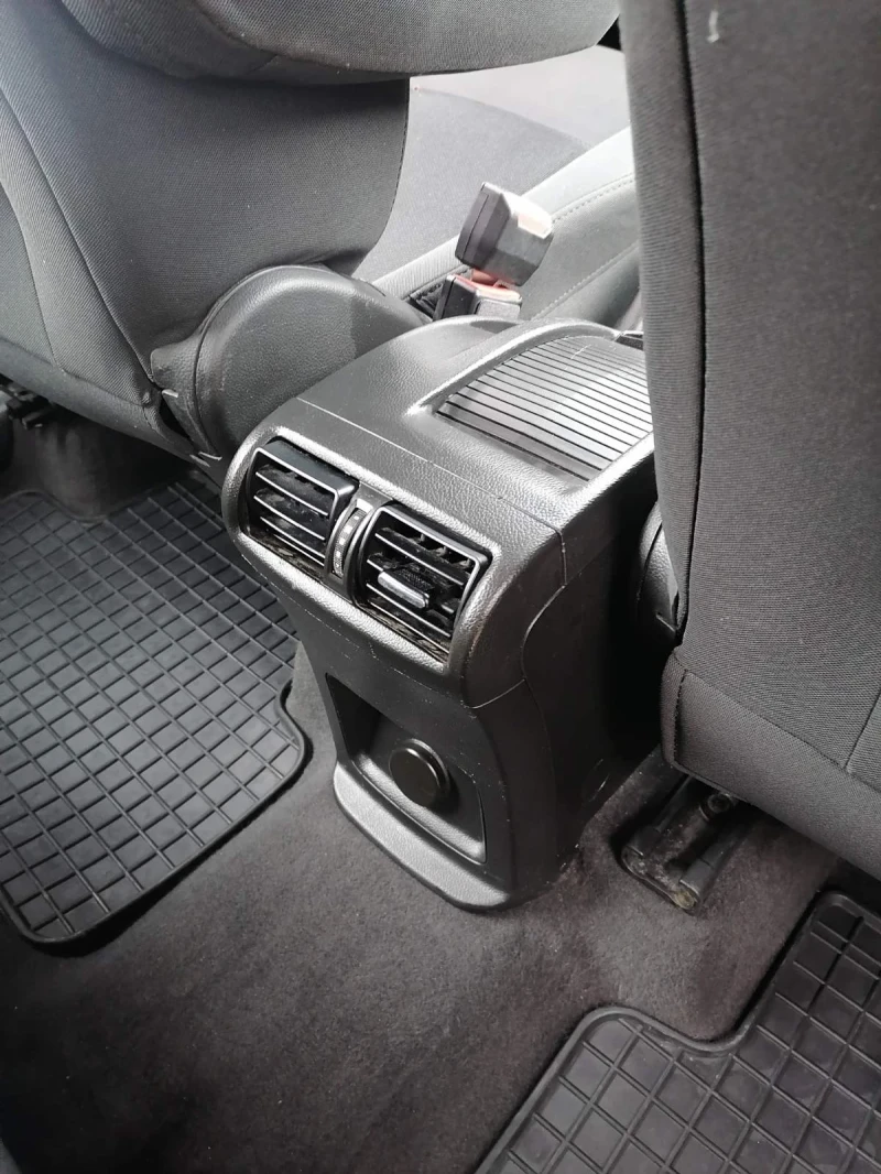 Chevrolet Orlando Автоматик, снимка 8 - Автомобили и джипове - 52694805