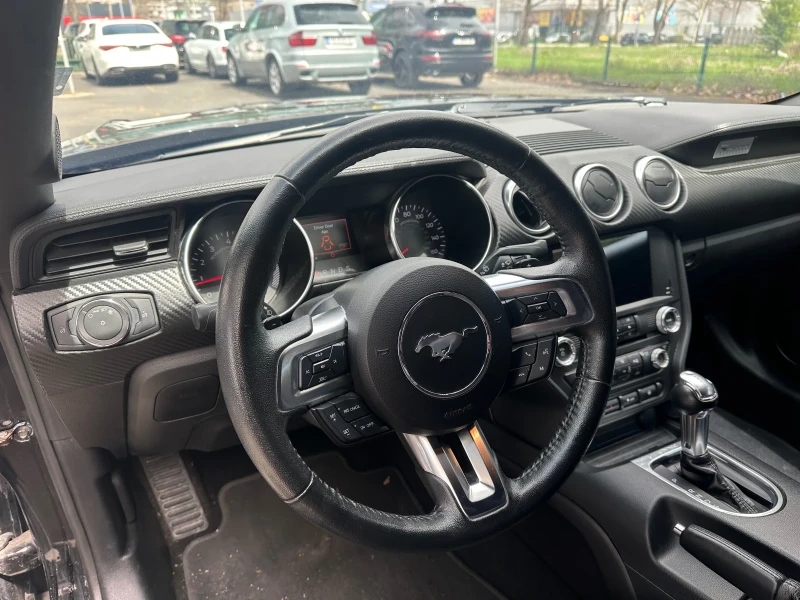 Ford Mustang, снимка 11 - Автомобили и джипове - 49946643