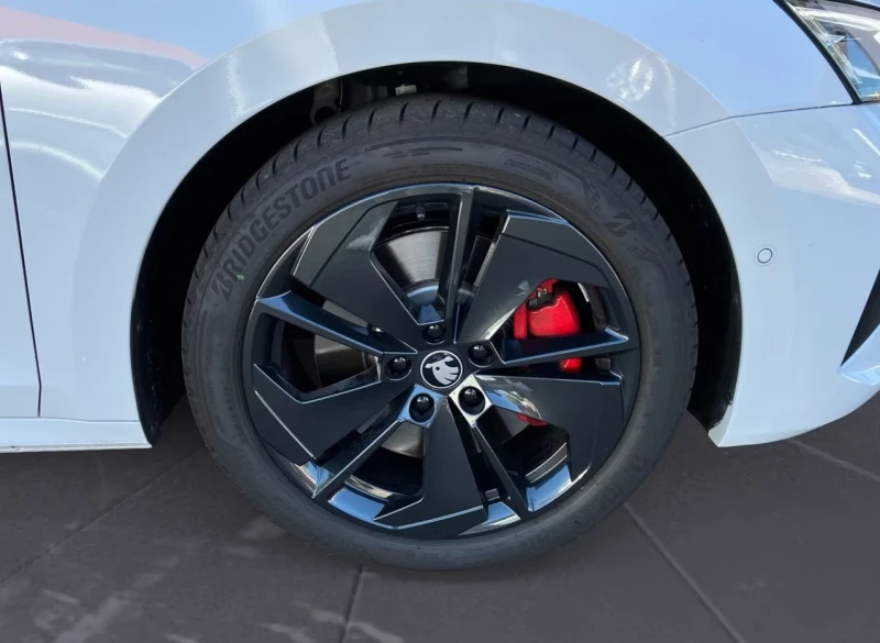 Skoda Octavia 2.0 TSI RS* Head Up* , снимка 10 - Автомобили и джипове - 52153639