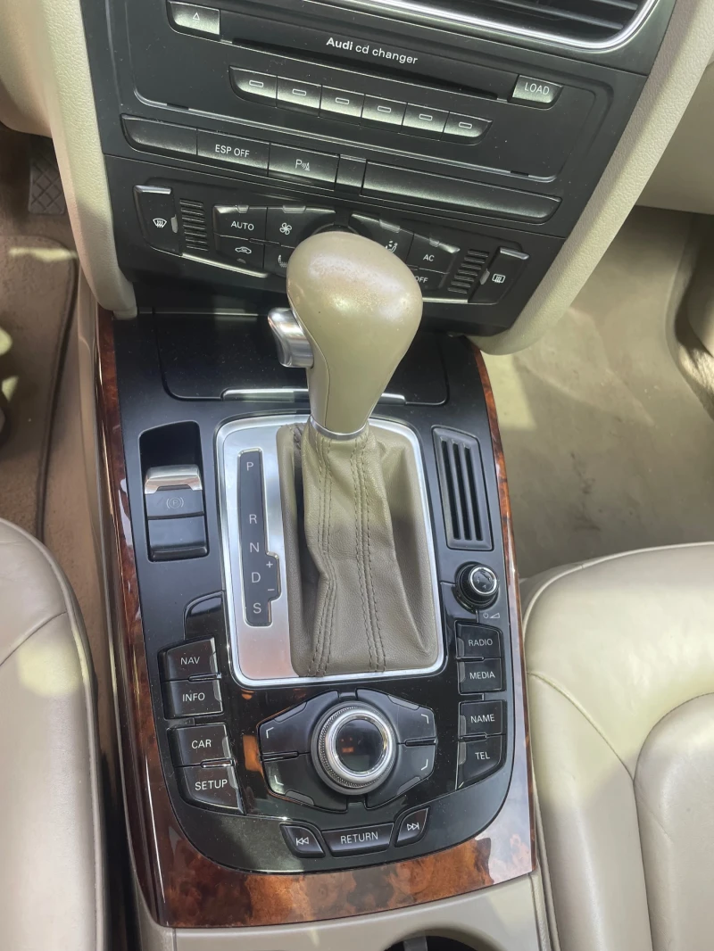 Audi A4 TDI, снимка 13 - Автомобили и джипове - 52175061