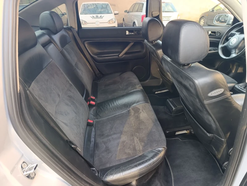 VW Passat, снимка 10 - Автомобили и джипове - 52791783