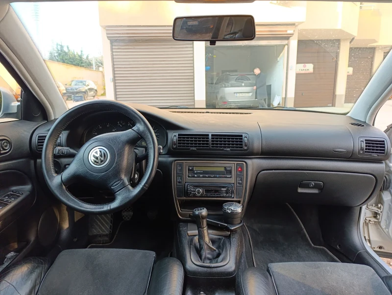 VW Passat, снимка 9 - Автомобили и джипове - 52791783