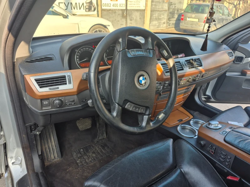BMW 745, снимка 11 - Автомобили и джипове - 52868287