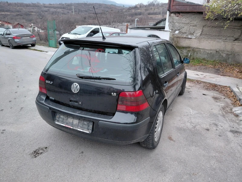 VW Golf