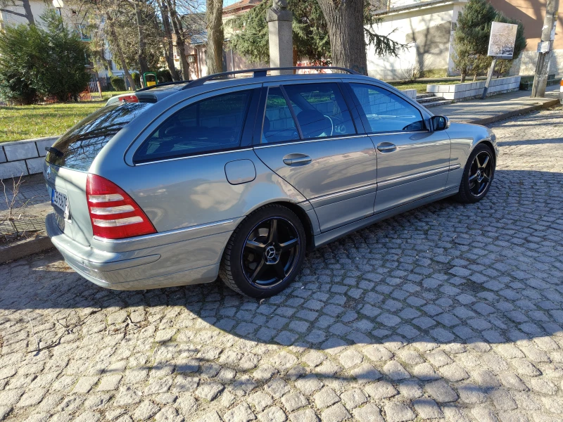 Mercedes-Benz C 280 LPG, снимка 4 - Автомобили и джипове - 53009264