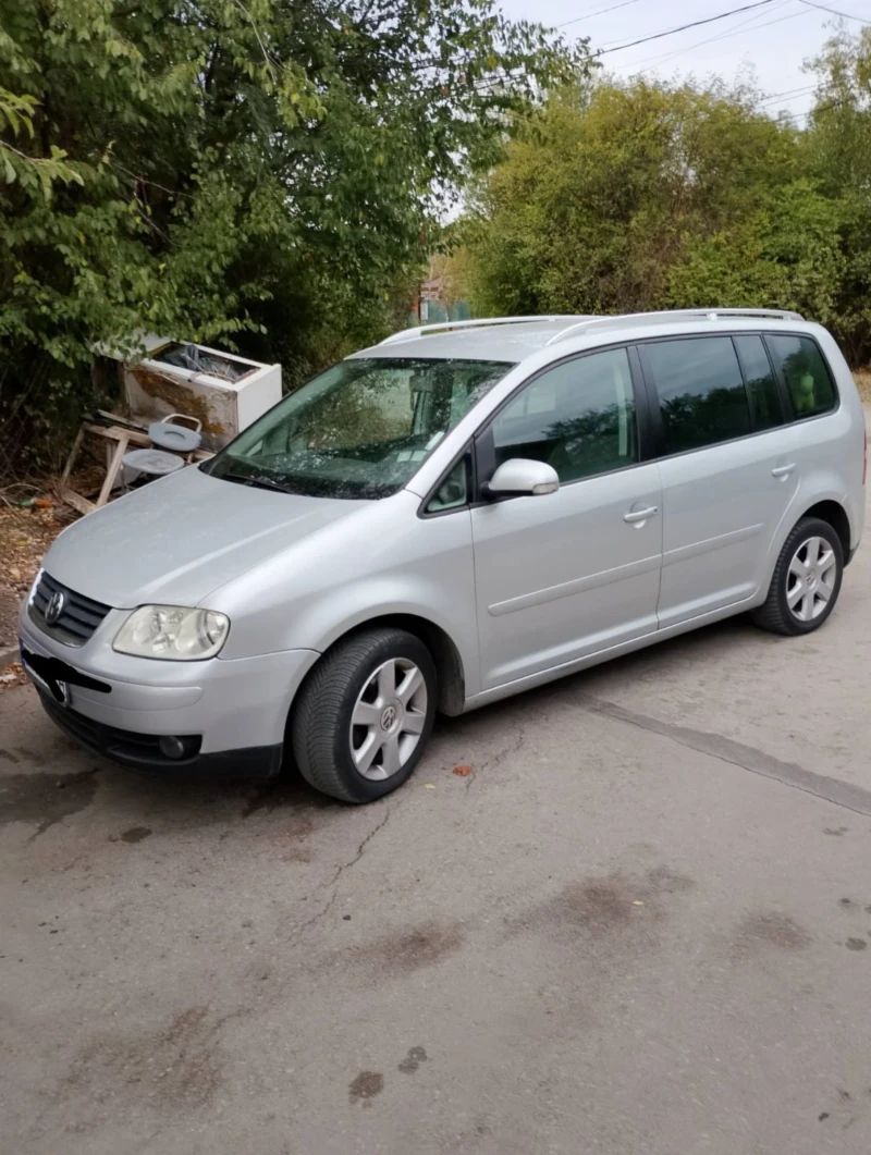 VW Touran, снимка 2 - Автомобили и джипове - 53261445