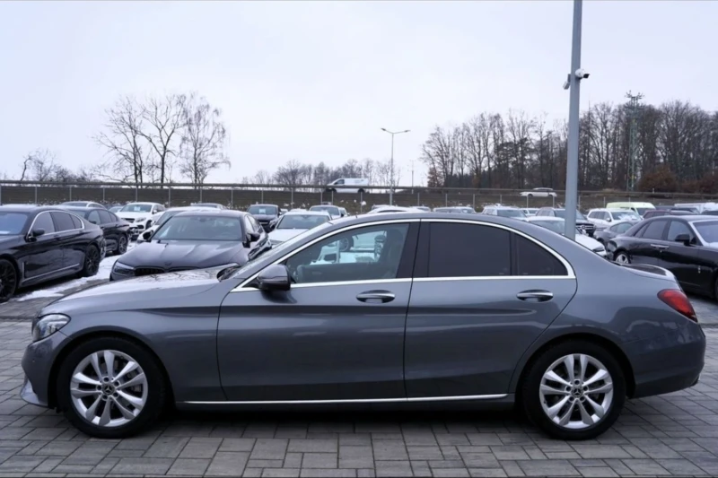 Mercedes-Benz C 220 Avantgarde| 9G-Tronic | Панорама | Burmester| 360, снимка 6 - Автомобили и джипове - 53328619