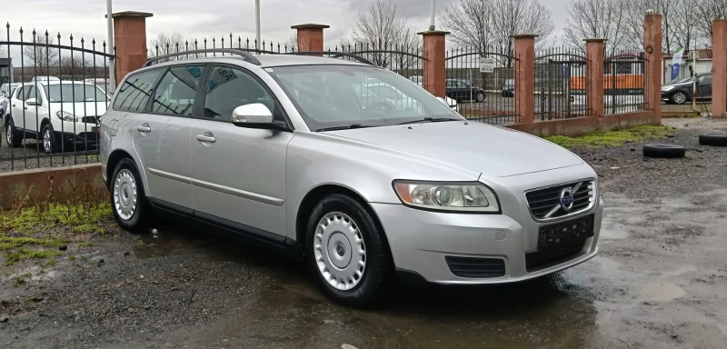 Volvo V50 1.6D NAVI, снимка 3 - Автомобили и джипове - 53469115