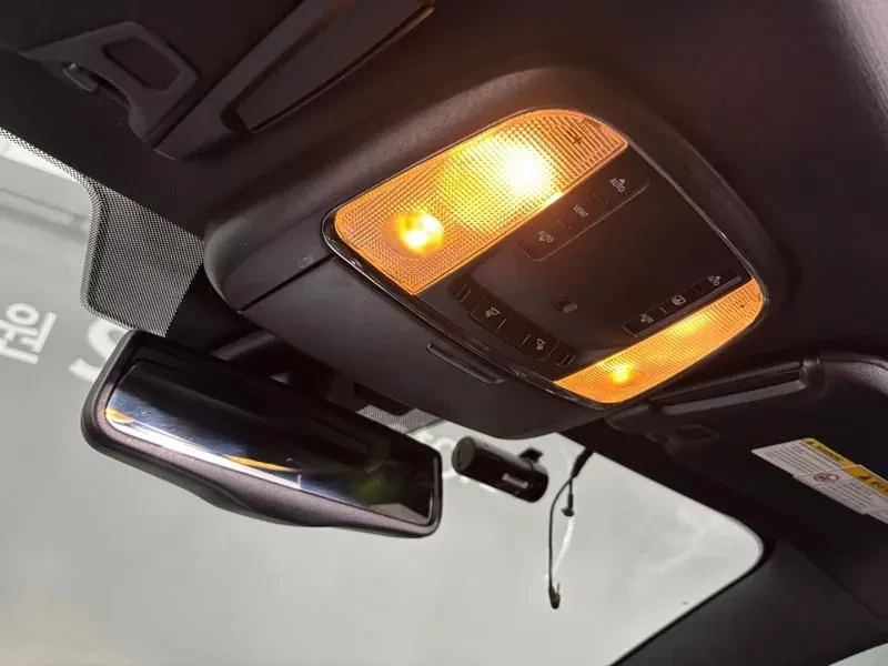 Chrysler 300c 3.6, снимка 16 - Автомобили и джипове - 54326067