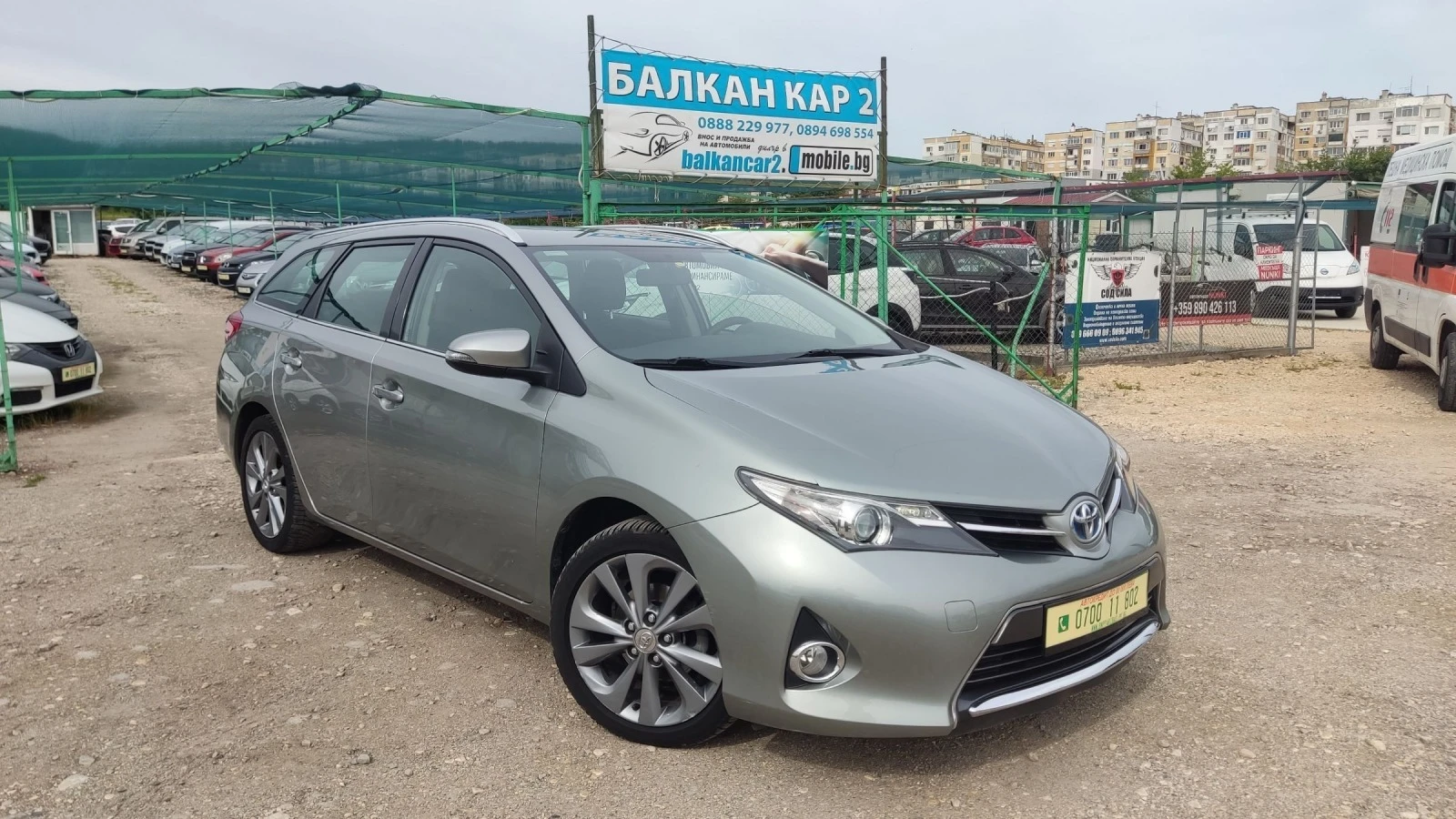 Toyota Auris 1.8i hibrid - изображение 3