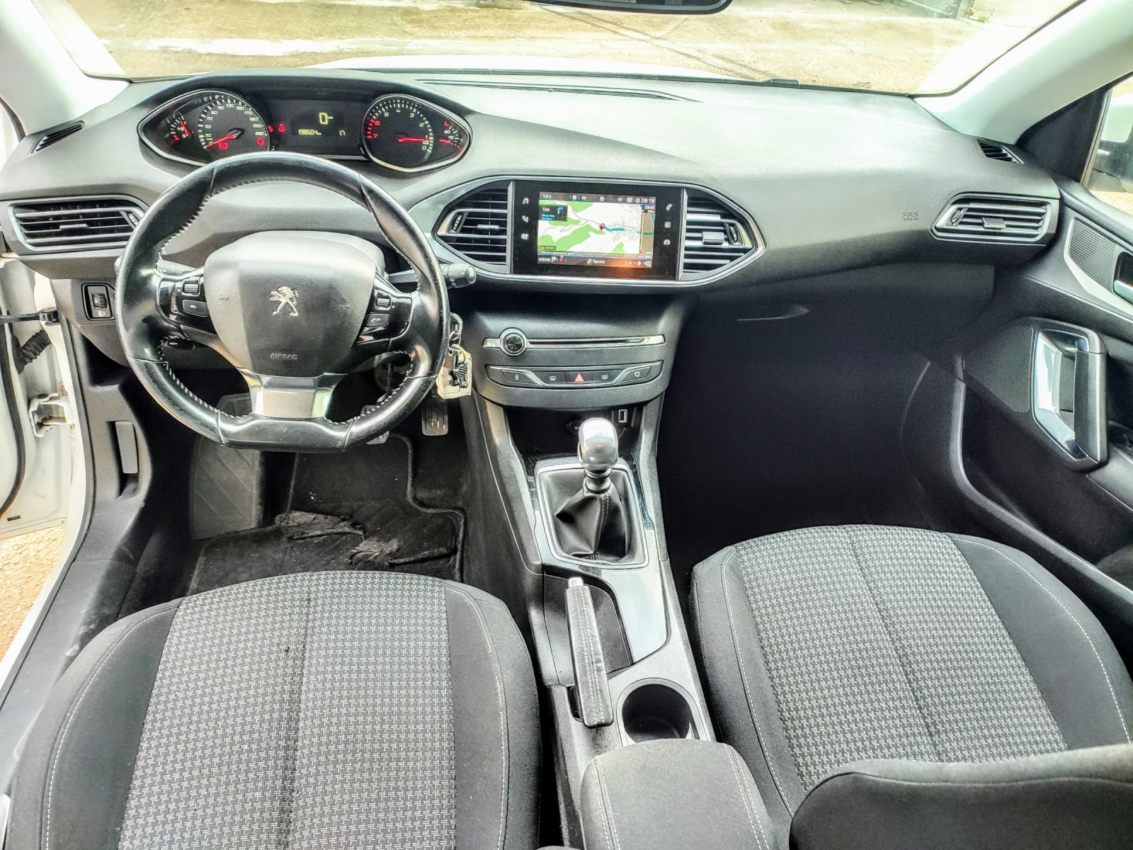 Peugeot 308 SW 1.2 pure tech active 110 s&s - изображение 4