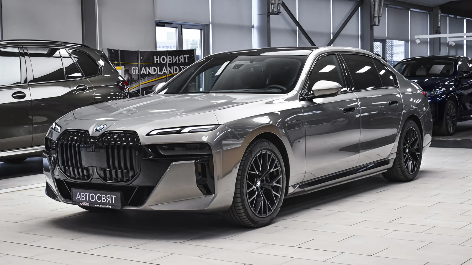 BMW 750 e xDrive M Sport Plug-in Hybrid Sportautomatic - изображение 4