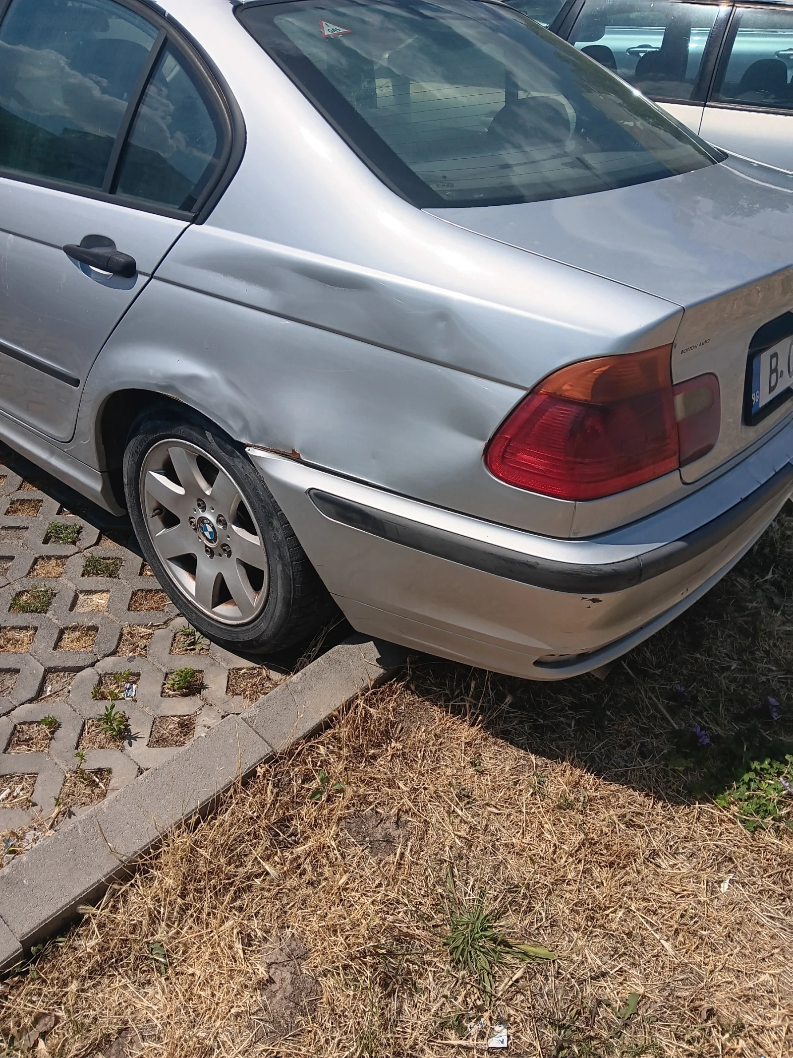 BMW 318  - изображение 5
