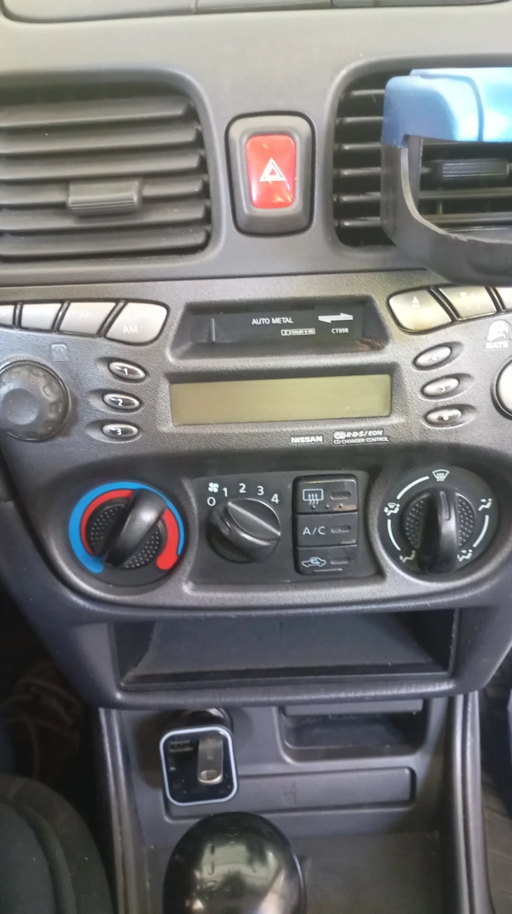 Nissan Almera 2.2 di - изображение 7