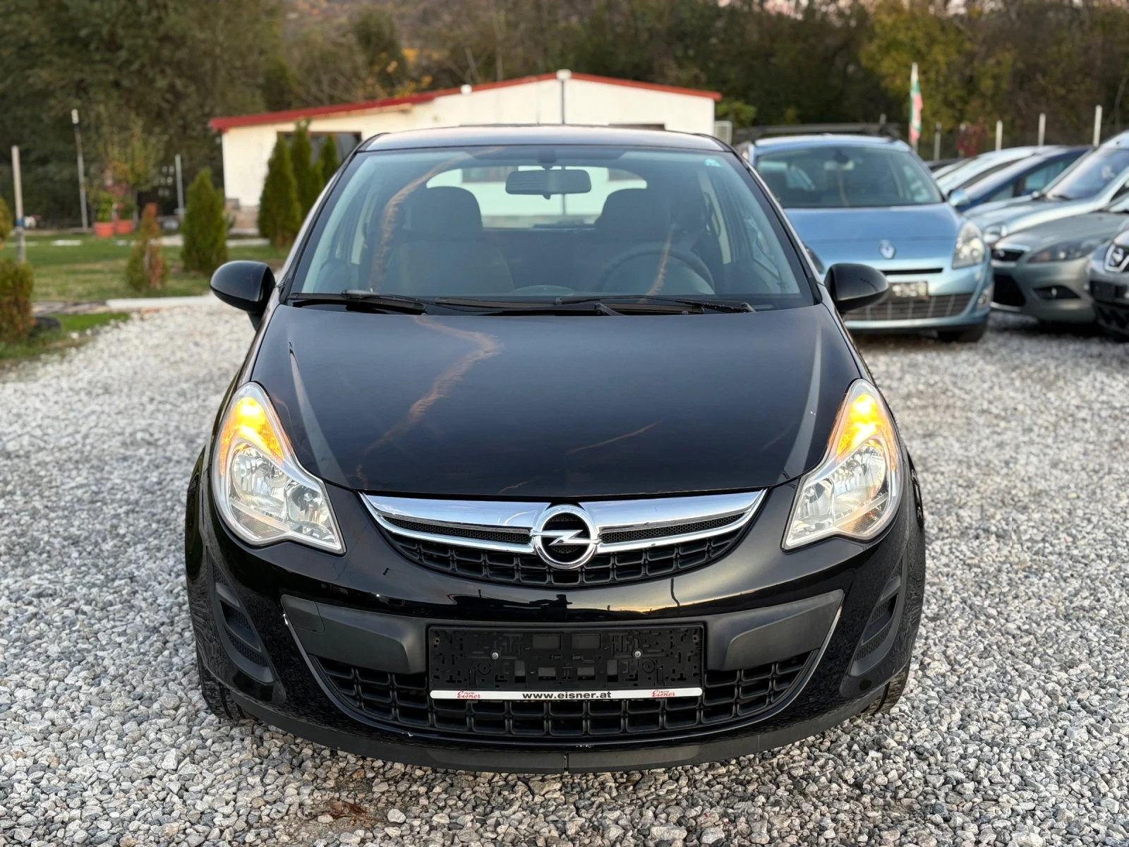 Opel Corsa 1.4 Бензин/133 Хил км/2011г - изображение 3