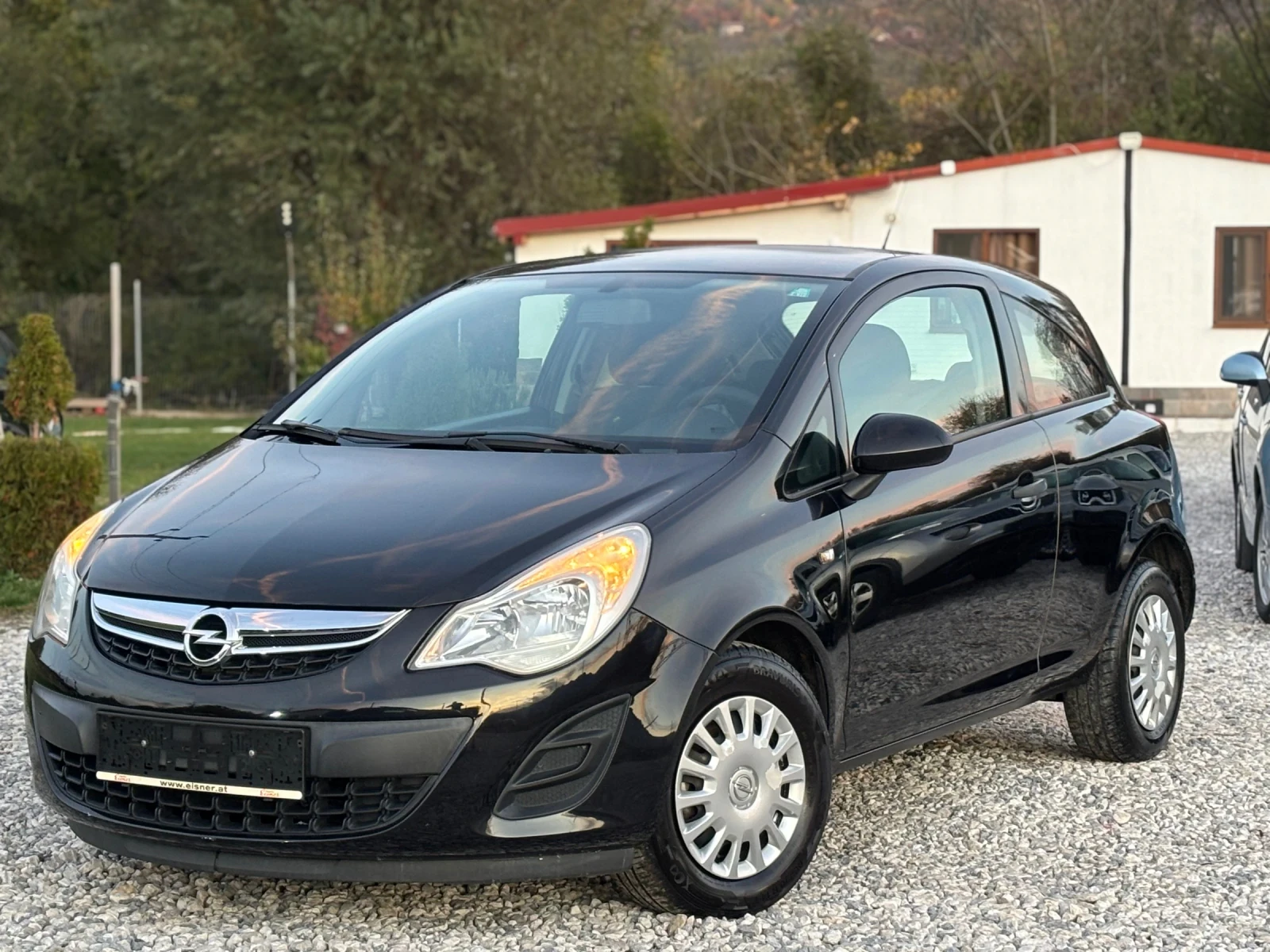Opel Corsa 1.4 /133  /2011 | Mobile.bg   1